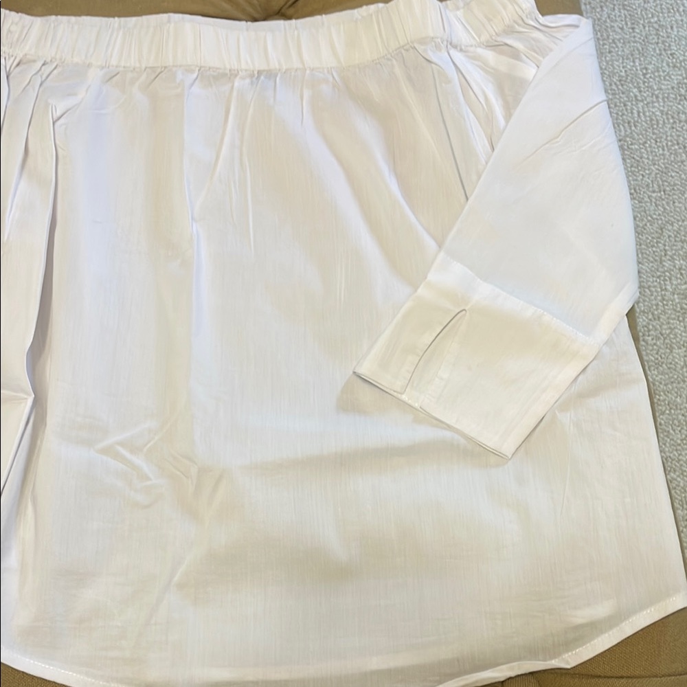 White Relaxed Off-the-Shoulder Blouse with Cuffed 3/4 Sleeves